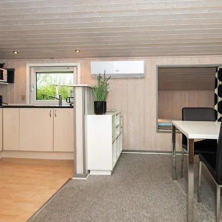 6 Person Holiday In Vakantiehuis *